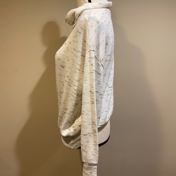 Anthropologie White Gray Turtleneck Sweater - Picture 5 of 10